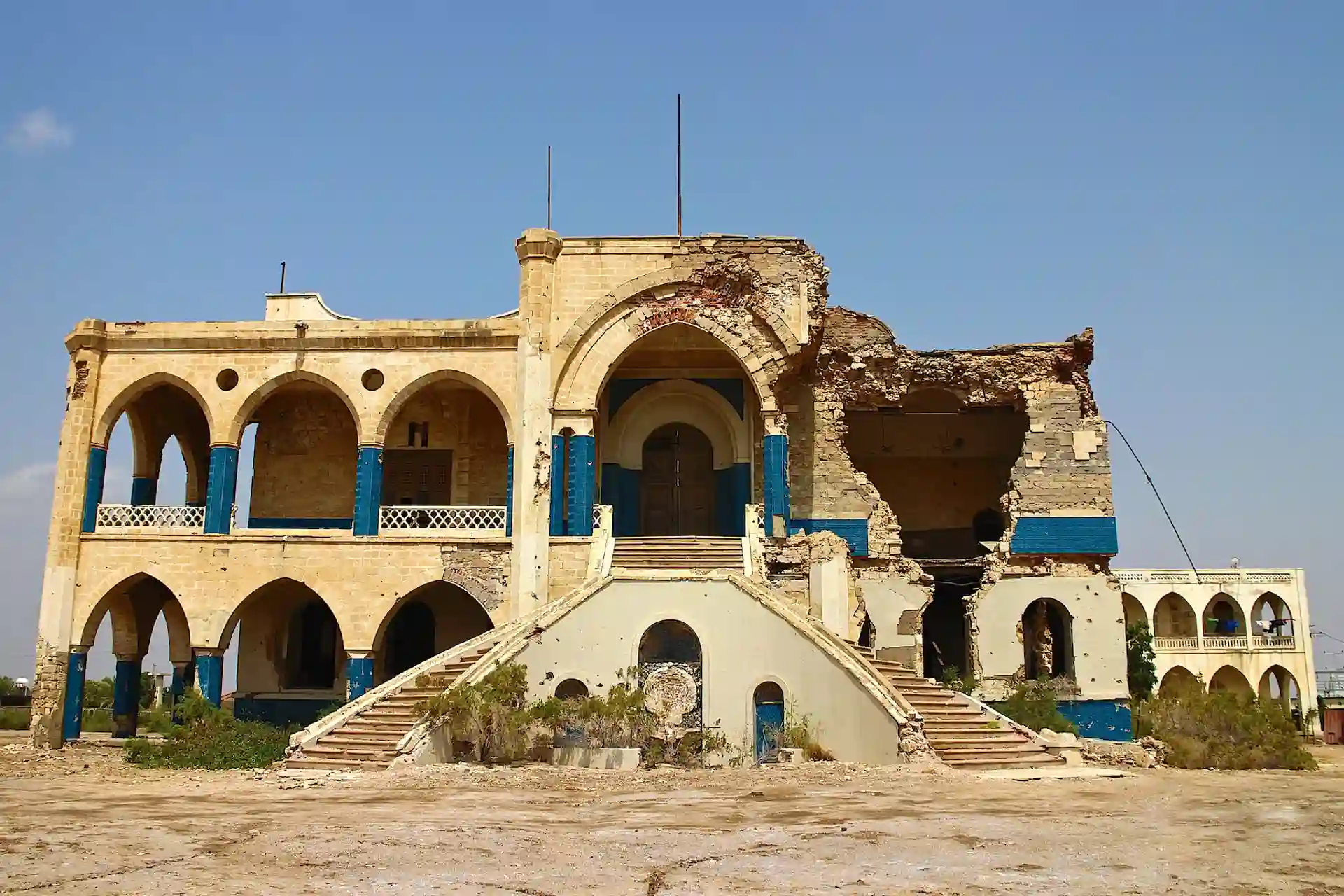 Revisit Ancient History Through an Inspiring Archeology Tour